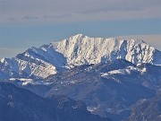 26 Zoom sul Grignone ammantato di neve